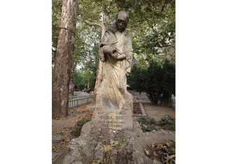 Izvorul Sissi din Cișmigiu
