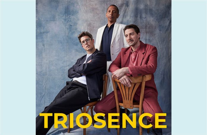 turneu triosence (1)